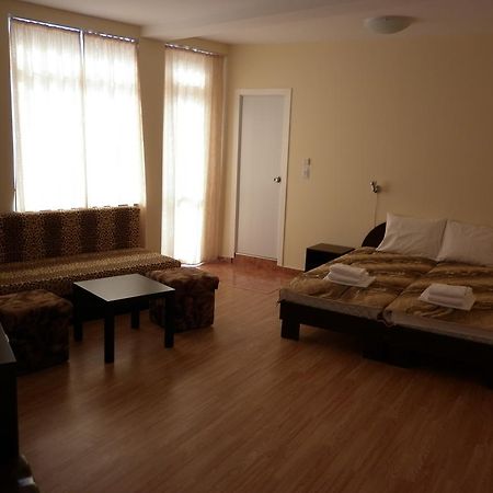 וארנה Ivanova Cheshma Guest House מראה חיצוני תמונה