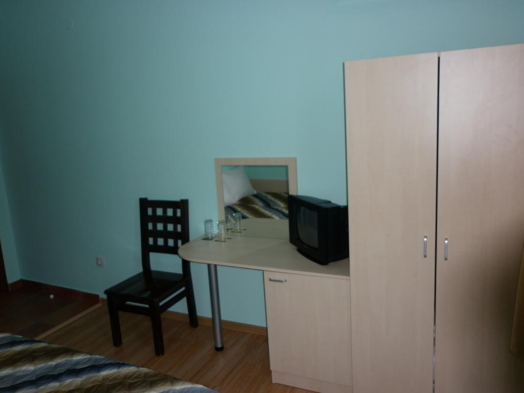 וארנה Ivanova Cheshma Guest House חדר תמונה