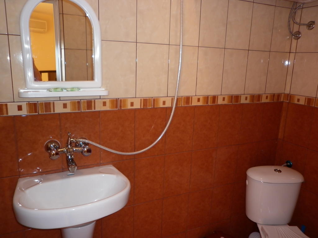 וארנה Ivanova Cheshma Guest House חדר תמונה