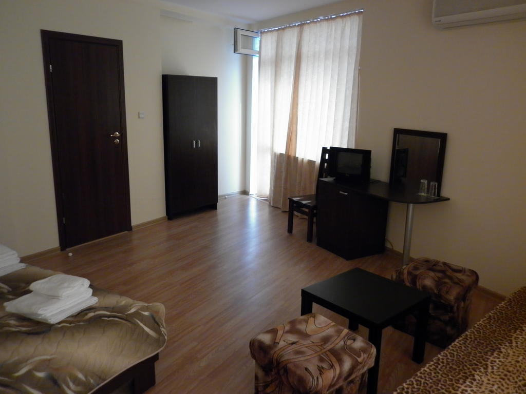 וארנה Ivanova Cheshma Guest House מראה חיצוני תמונה